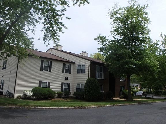 2nd image of 713-5 Zlotkin Cir