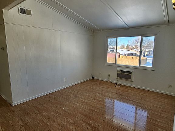 3rd image of 1709 Warwick Way Unit 3