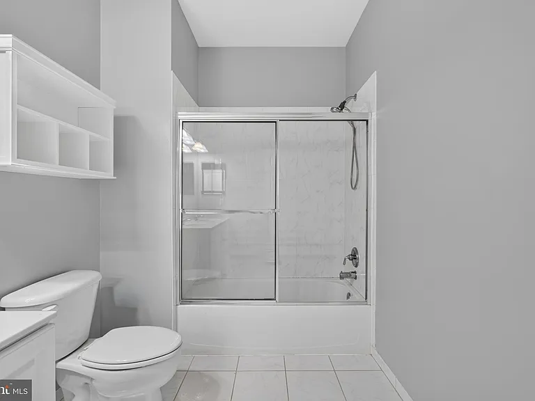 16 Oak Leaf Ln — Photo 52