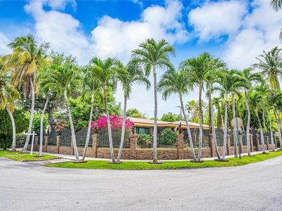 110 Shore Dr W, Miami, FL, 33133