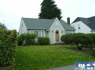 226 W 12th St, Port Angeles, WA