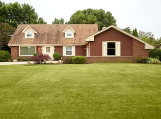 5041 Mary Drew Dr, Racine, WI 53402