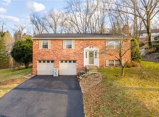 420 E McMurray Rd, Mcmurray, PA 15317