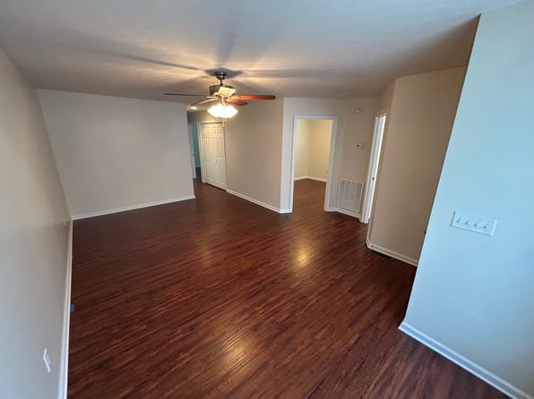 2703 Bowling Green Rd #2703