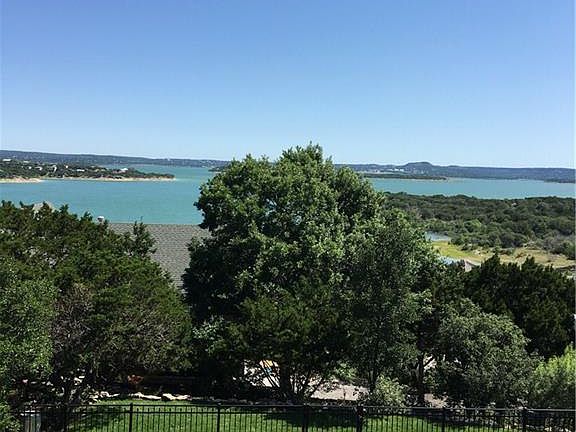 5th image of 692 Lake Frst