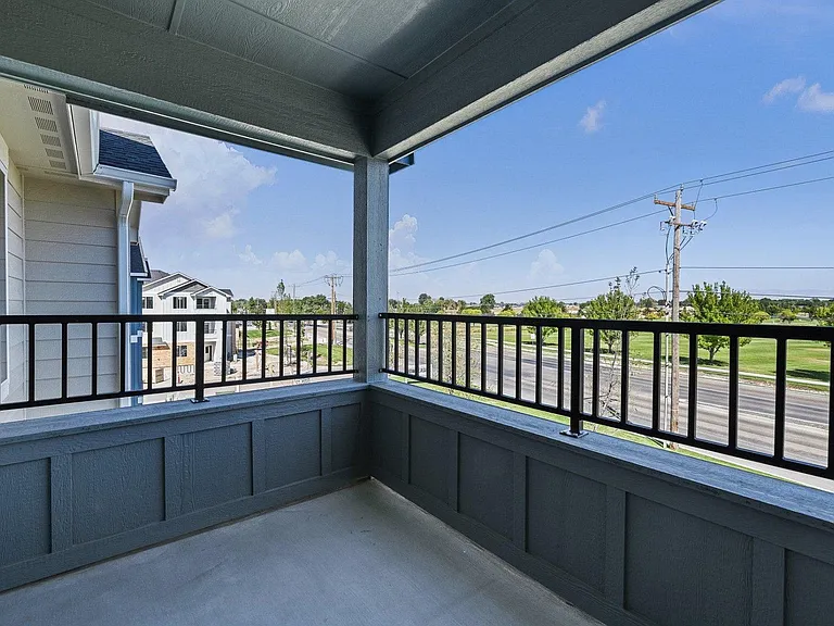 The Summit Apartments — Photo 26