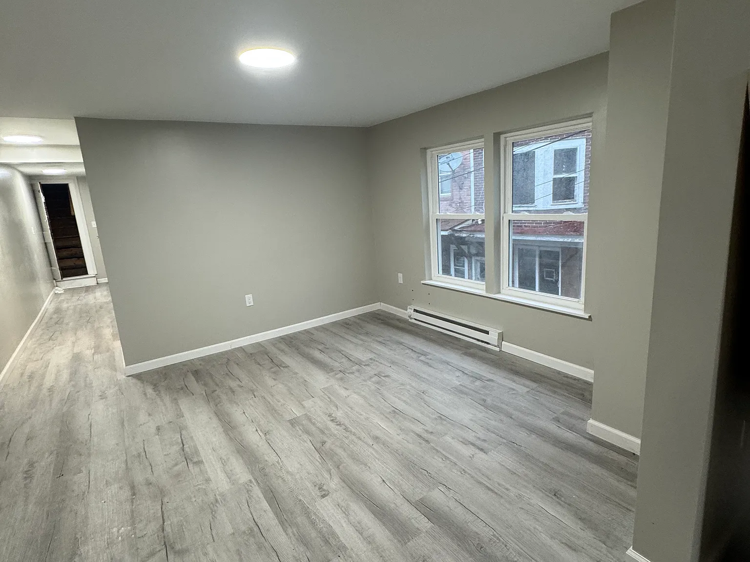 1100 W Norwegian St — Photo 3