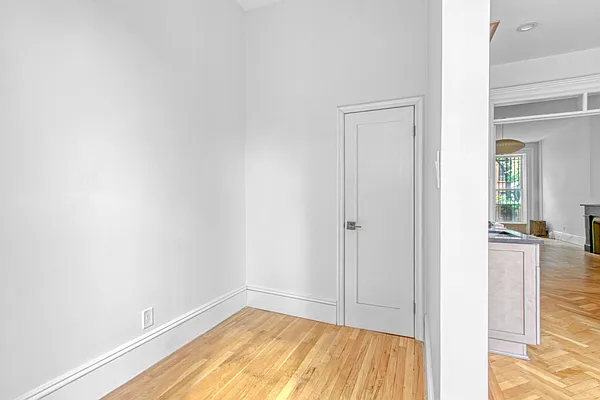 Rented by Douglas Elliman | media 6