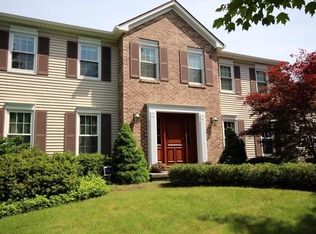 6 Norbrook Rd, Fairport, NY 14450