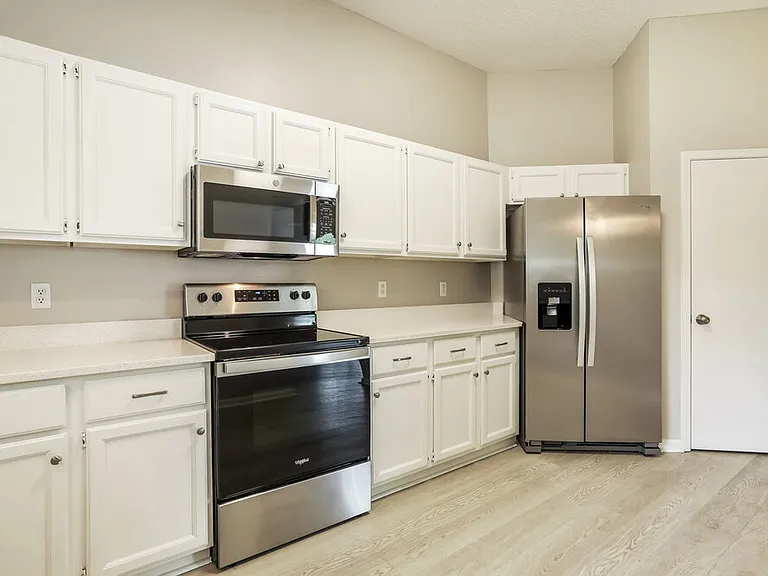 2066 Tanager Dr — Photo 8