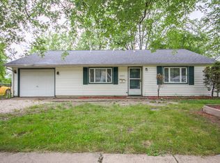 1107 Austin Dr, Urbana, IL