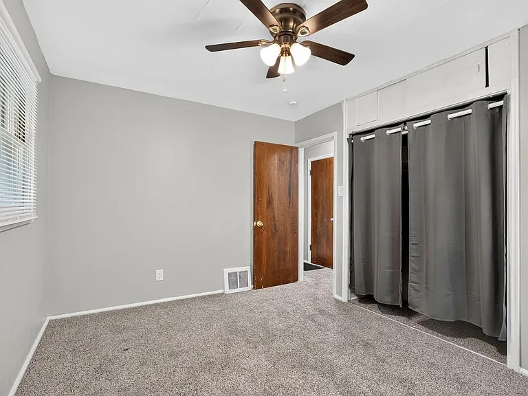 161 Cameron Rd — Photo 8