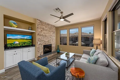 15221 N Clubgate Dr Photo 1