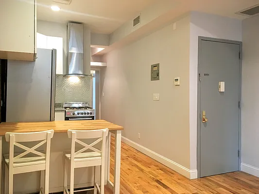 Rented by Brickwood Realty | media 24