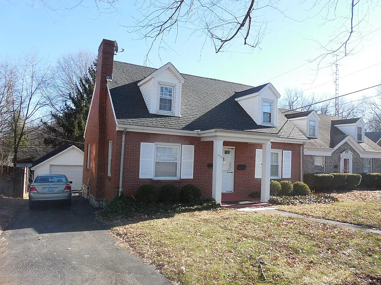 1704 Clays Mill Rd #B — Photo 2