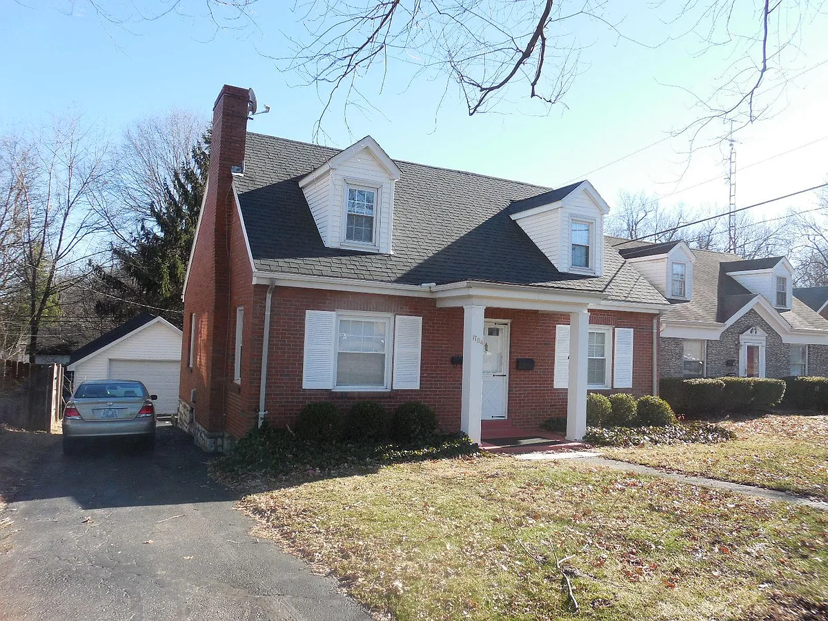 Building Photo - 1704 Clays Mill Rd #B