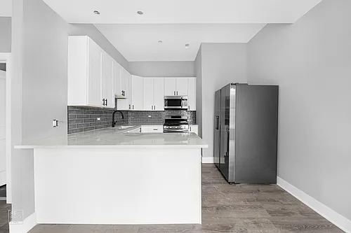 1035 N Washtenaw Ave #1 Photo 1