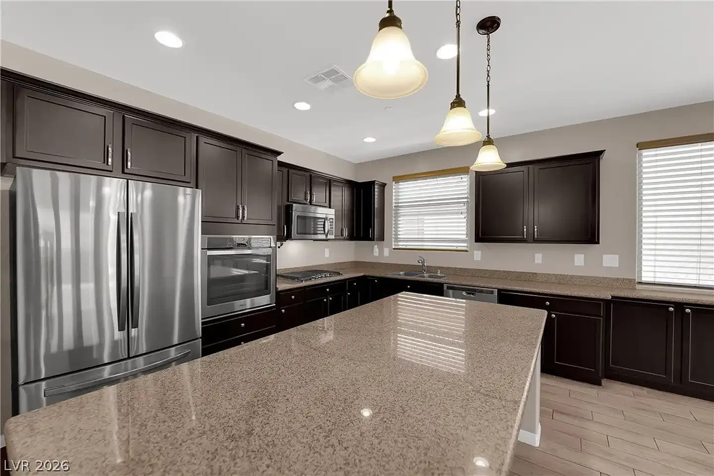 2 bed, 1375 sqft, $1,050 — Photo 3