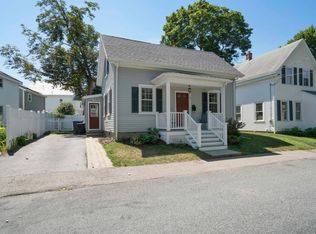 4 Willow St, Natick, MA 01760