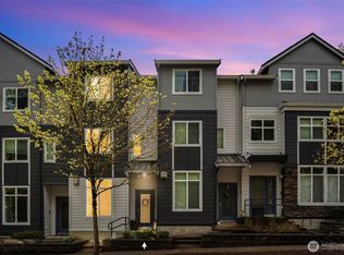 Centerra, Issaquah, WA 98027