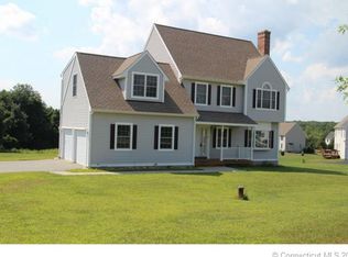90 Jonathan Ln, Mansfield, CT 06268