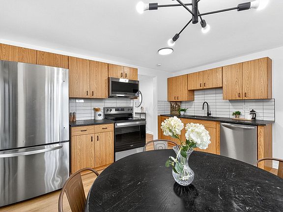 4th image of 4925 Wymore Dr