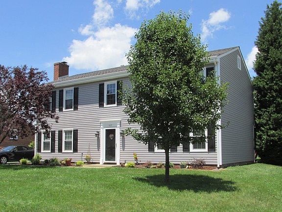 5th image of 415 Rebecca Ln