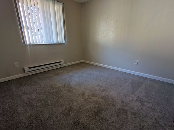 5th image of 646 SE 148th Ave #33