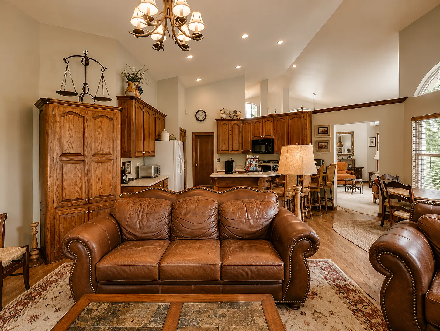 4 bed, 2237 sqft, $3,000 — Photo 4