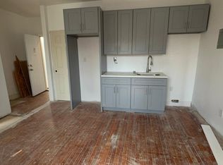 679 E 223rd St #2F, Bronx, NY 10466