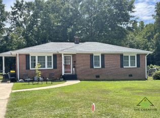 609 W Greer St, Honea Path, SC 29654