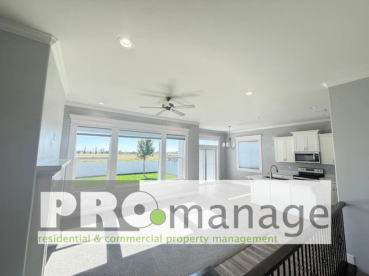 Immaculate single family home on the West side — Photo 4