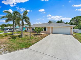 888 NE Maranta Terrado, Jensen Beach, FL 34957