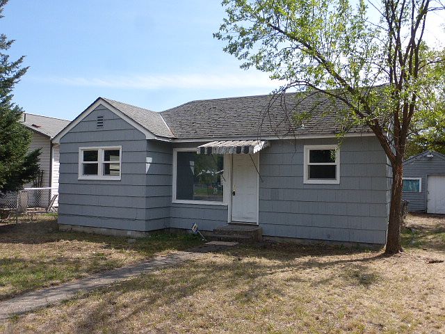 1st image of 2424 E Boone Ave