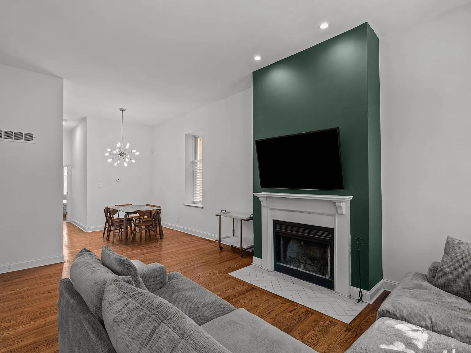 1 bed, 1378 sqft, $2,150 — Photo 4