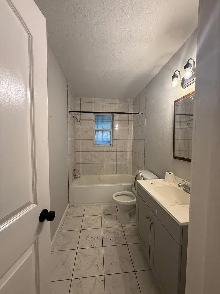 1 bed, 1.0 bath, 5311 sqft, $800 — Photo 3