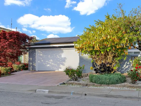 32944 Lake Bluestone St, Fremont, CA 94555