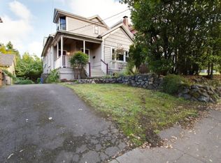 1913 SE Stark St, Portland, OR 97214