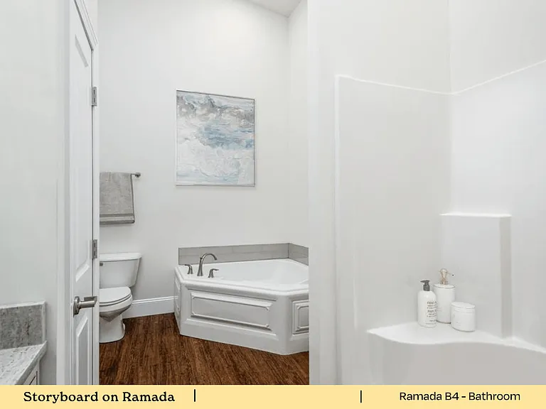 Storyboard on Ramada — Photo 46