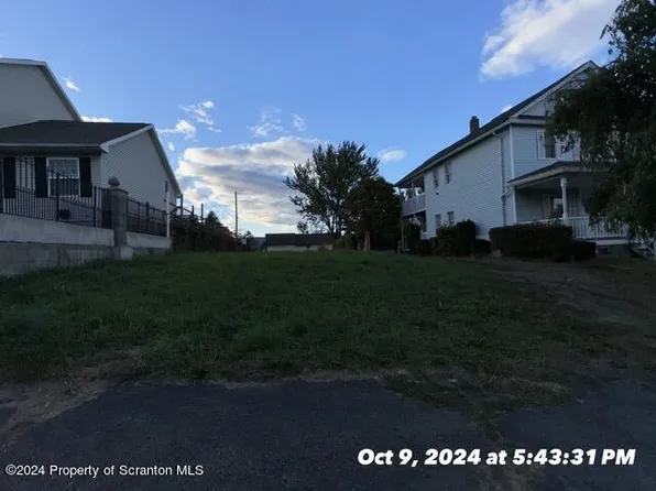 1530 S Webster Ave, Scranton, PA 18505