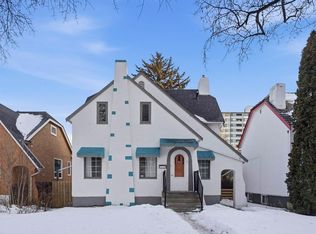 10149 122nd St NW, Edmonton, AB