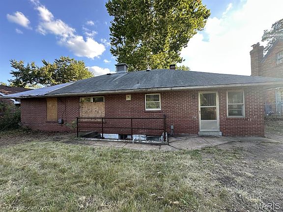 2nd image of 6905 Alberici Ave