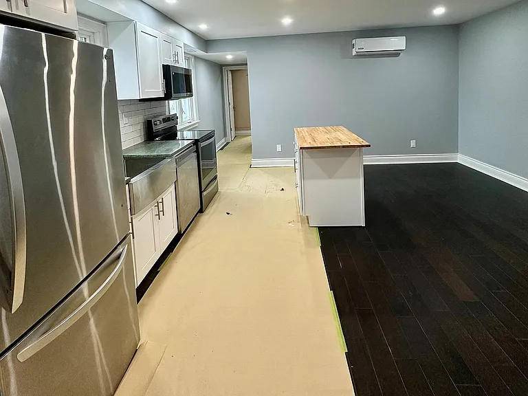 6 Lapp St #UPPER — Photo 8