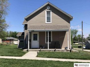 108 W Beech St, Ceresco, NE 68017