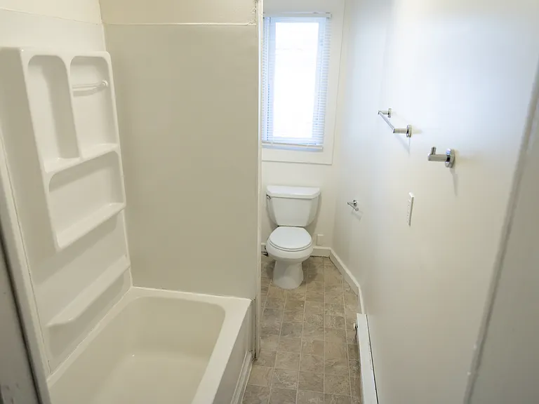 1825 Jackson St NE #1 — Photo 12
