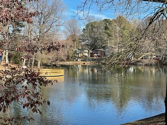 5th image of 8 Saint Clair Lake Dr