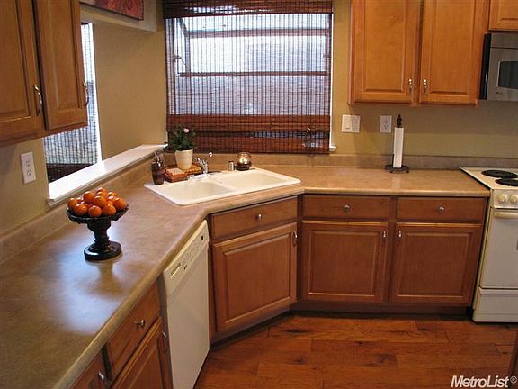 2nd image of 5627 Delano Way