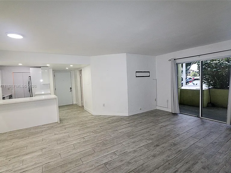 10755 SW 108th Ave #105 — Photo 14
