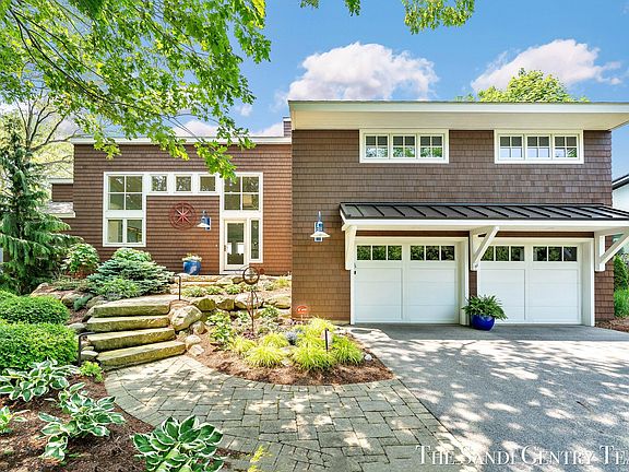4th image of 4347 Lakes Edge Dr