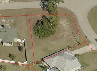 1912 NE 44th St, Cape Coral, FL 33909